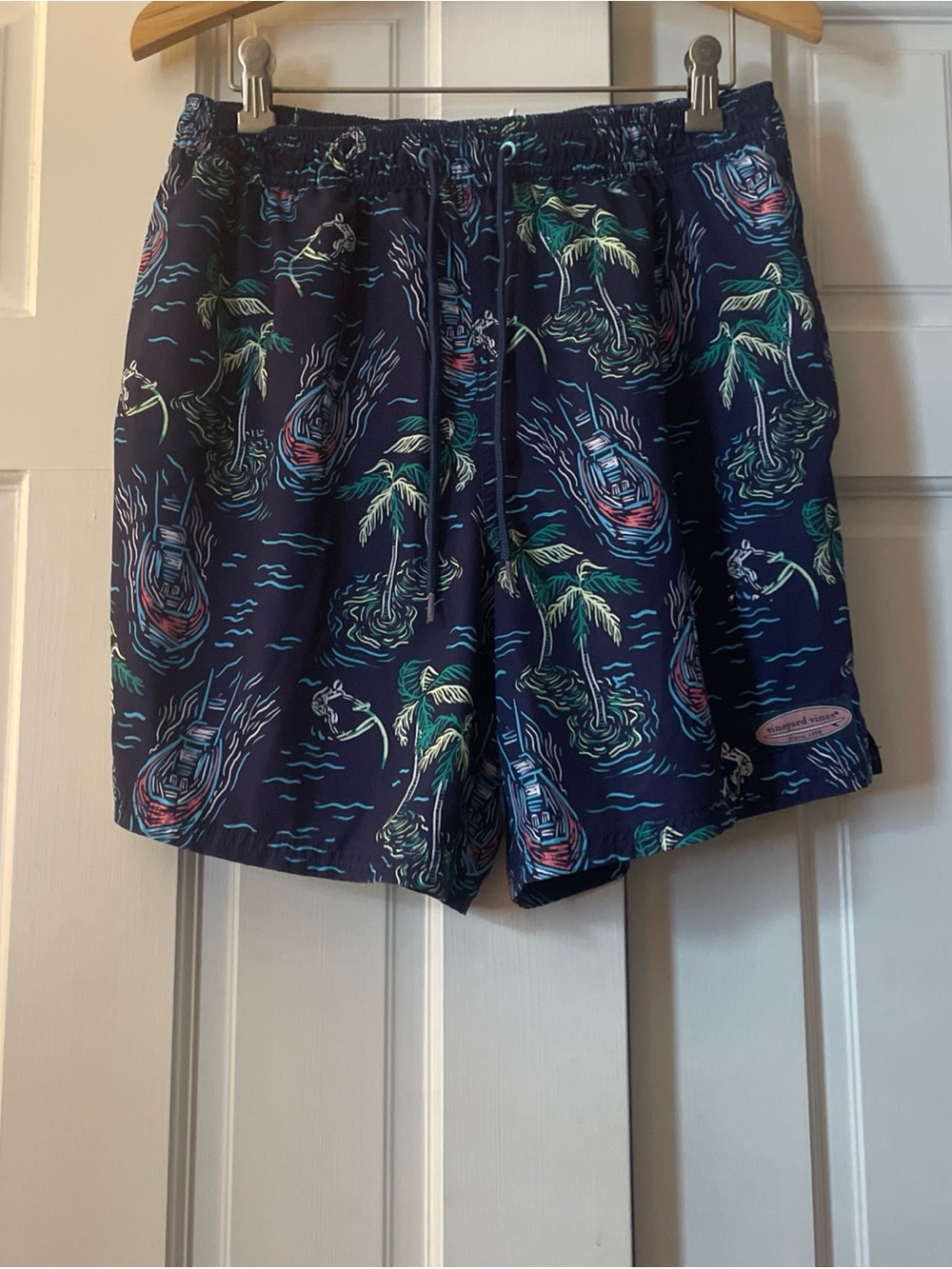 Vineyard‎ Vines Navy Palm Tree Print Men’s Swim Trunk Size Medium